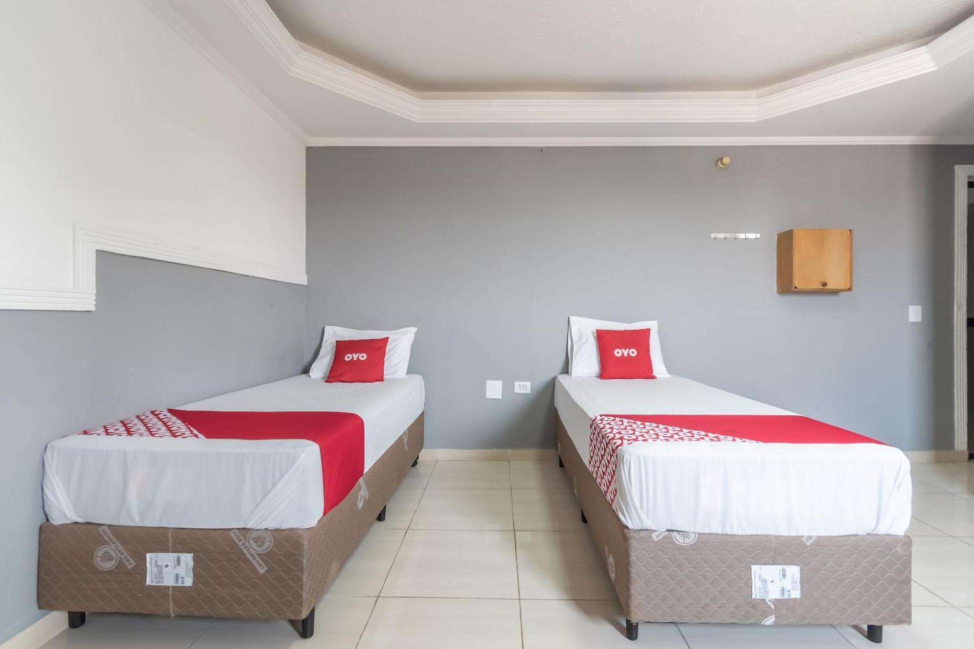 Oyo San Remo, Hotel