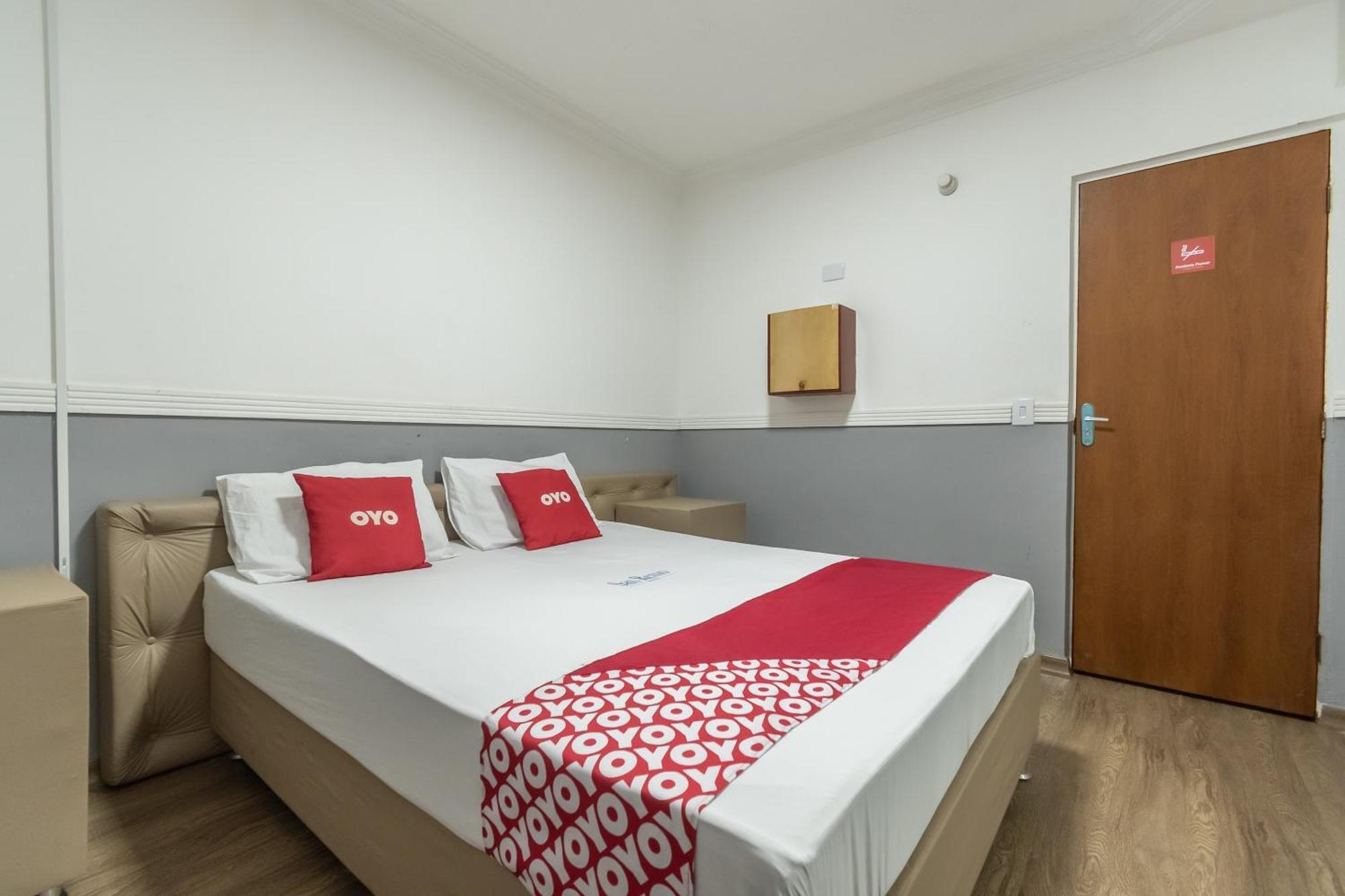 Hotel Oyo San Remo, 3*