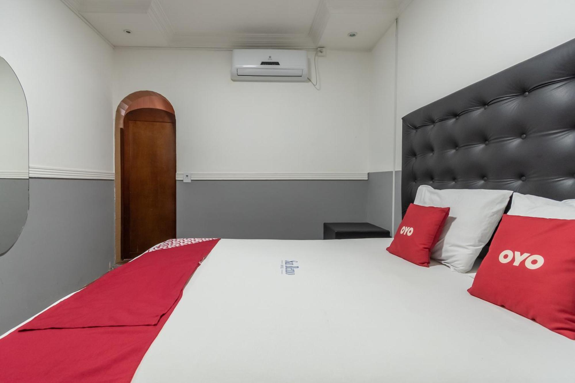 Oyo San Remo, Hotel